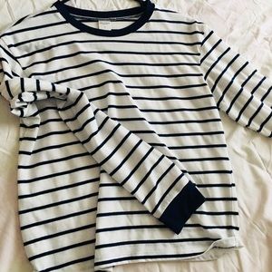 Navy blue stripe top